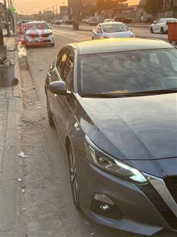 نیسان ئەلتیما